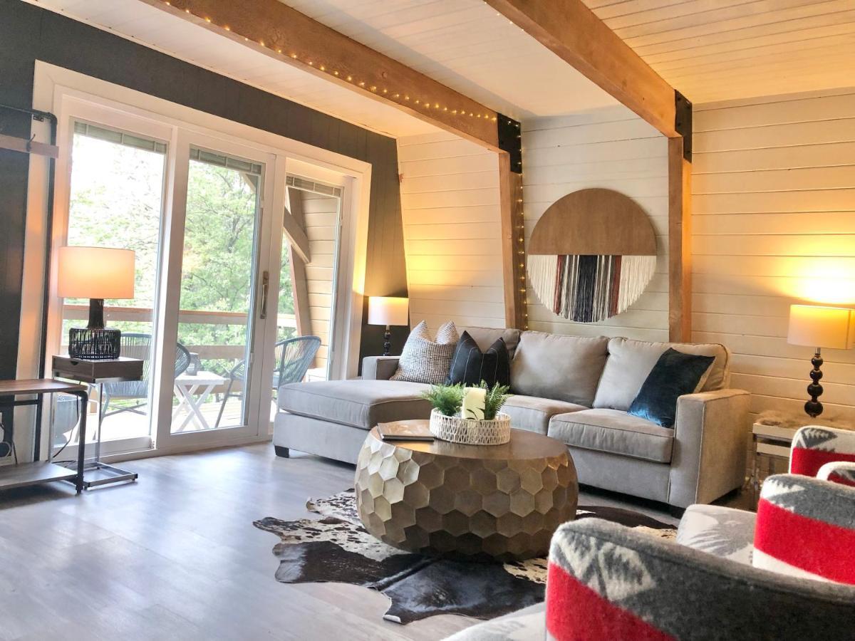 Maison Solange-Red Barn Farmhouse Style- Moonridge Big Bear City Extérieur photo