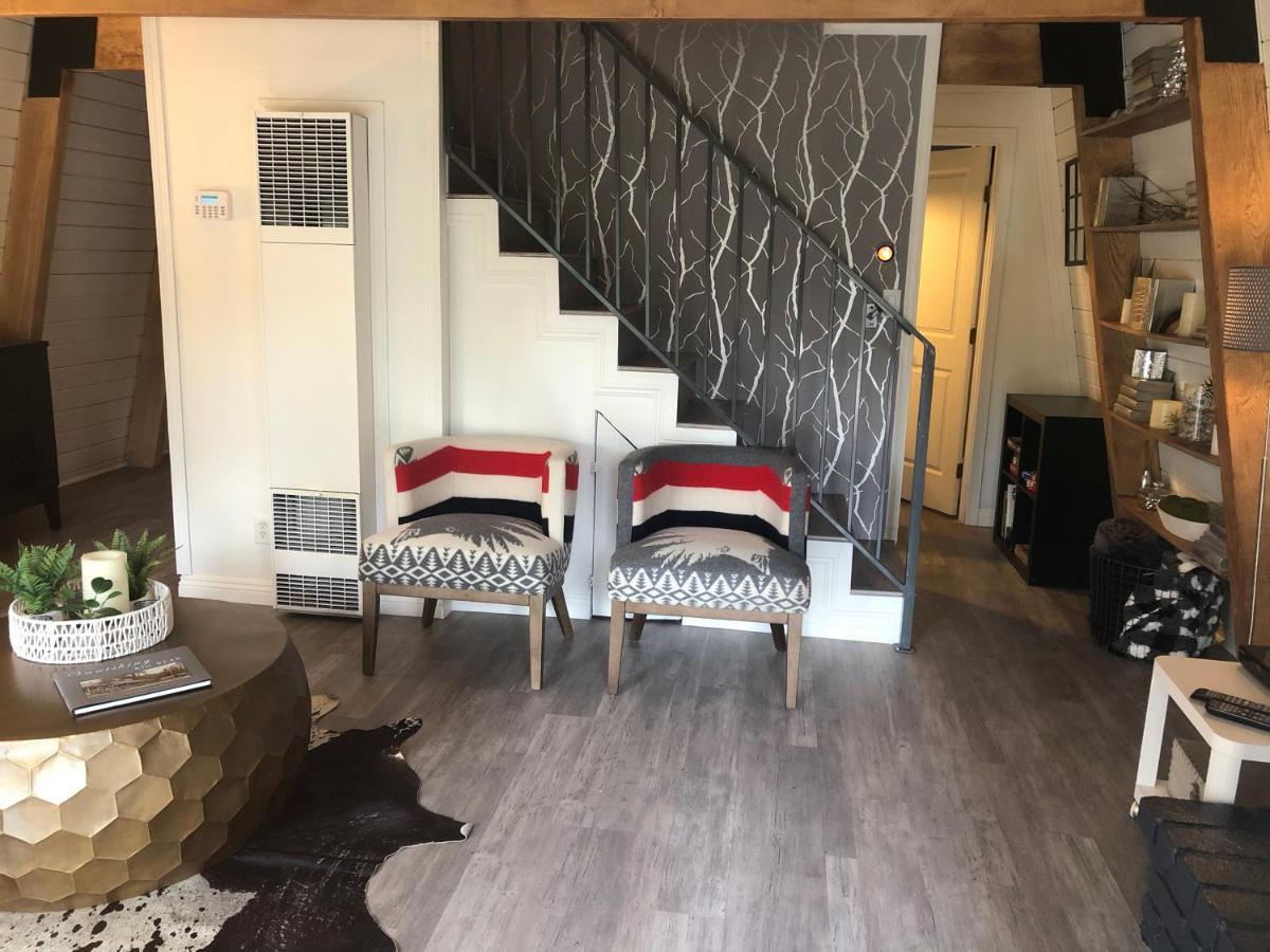 Maison Solange-Red Barn Farmhouse Style- Moonridge Big Bear City Extérieur photo