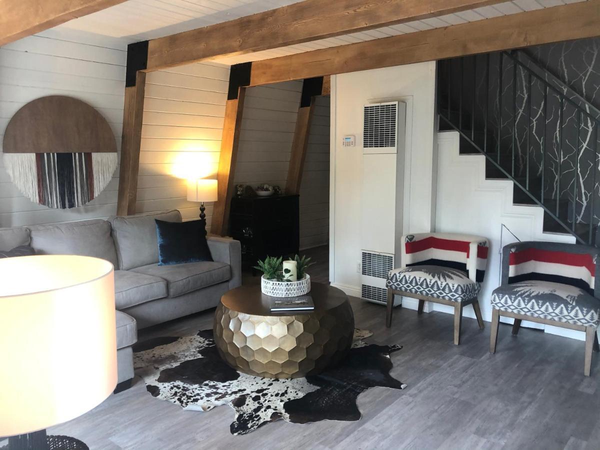 Maison Solange-Red Barn Farmhouse Style- Moonridge Big Bear City Extérieur photo